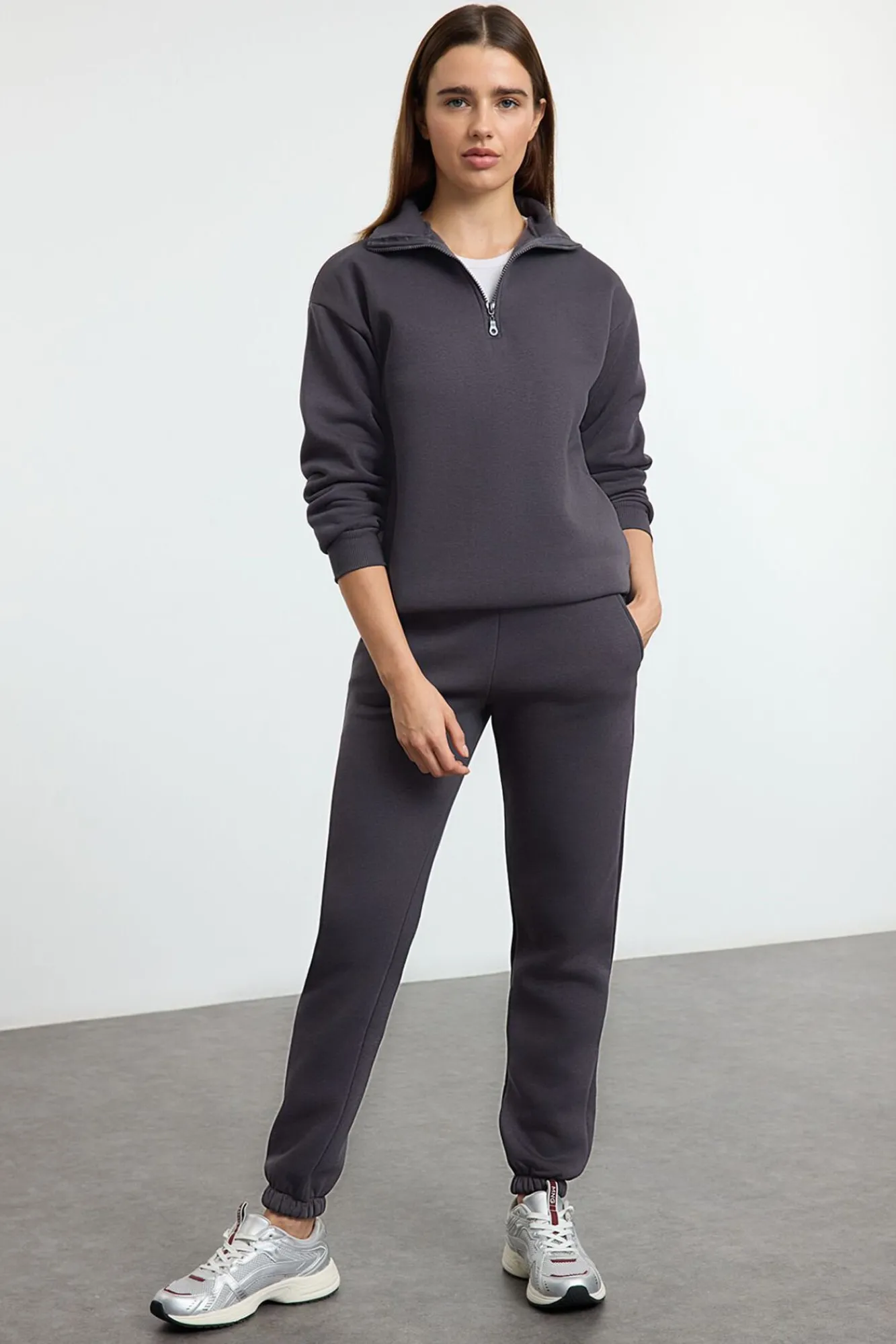 Trendyol Macacões-Agasalho de corrida de polar grossa com gola alta e fecho-éclair cinzento