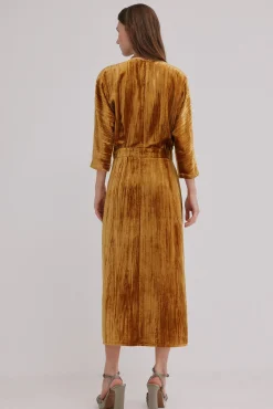 Hoss Intropia Vestidos-Alma. Vestido de veludo Dourado