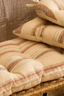 Calma House Almofadas-Almofada redonda riscas para cadeira em tons terrosos Peru vermelho