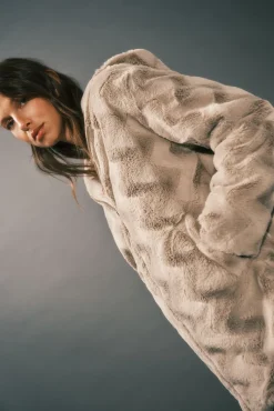 Cortefiel Casacos|Acolchoados E Agasalhos-Anoraque acolchoado reversível com efeito de pele Tostado