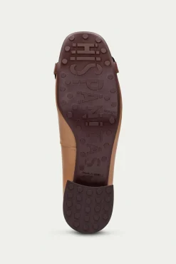 Hispanitas Sabrinas|Saltos-Bailarina bico quadrado com enfeite de corrente OPORTO Castanho