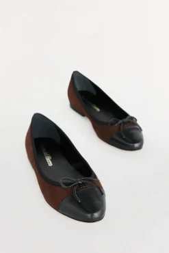 Pedro del Hierro Sabrinas-Bailarina de pele com biqueira de logo Marrom