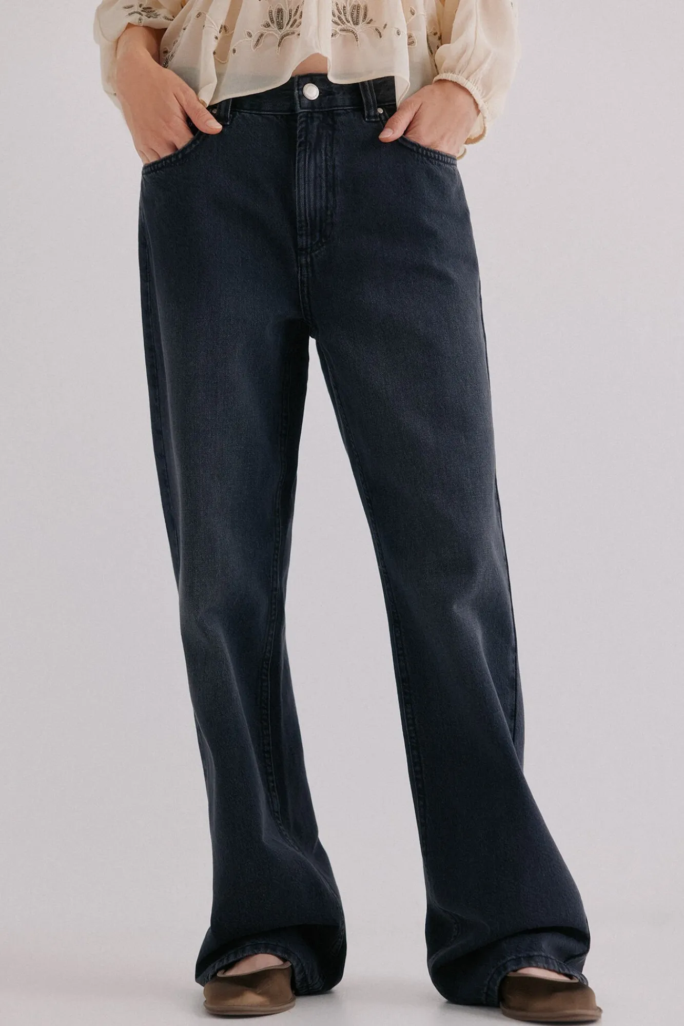 Hoss Intropia Jeans-Beatriz. Calça jeans de corte reto Cinzento