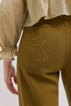 Hoss Intropia Jeans-Berenice. Jeans bordado Verde