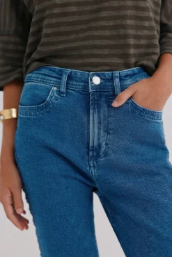 Hoss Intropia Jeans-Bernadete. Calça jeans bootcut Azul