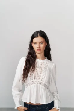 High Spirits Blusas-Blusa Caprichosa bege