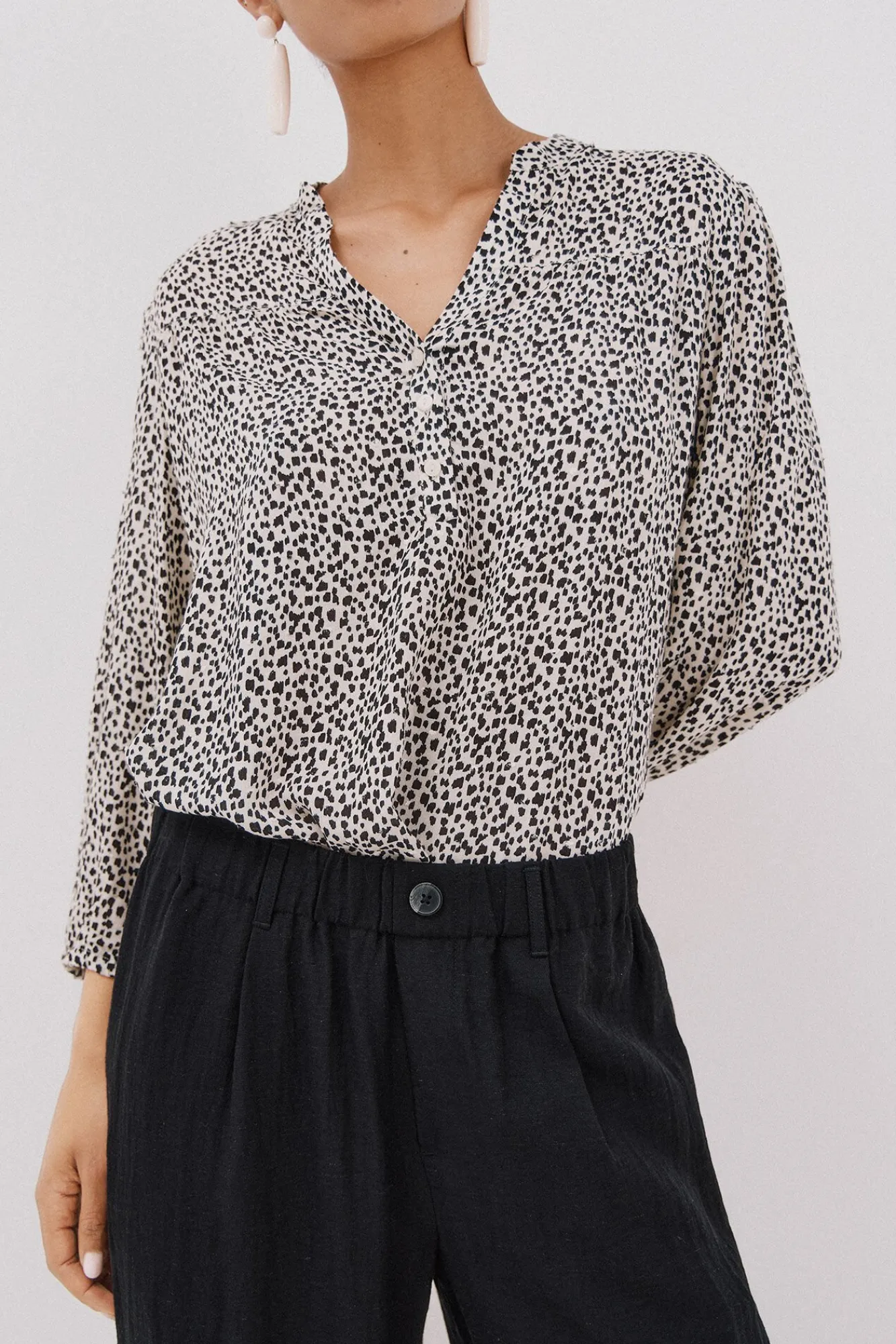 Cortefiel Blusas-Blusa com cintado = entallado frontal Impressão