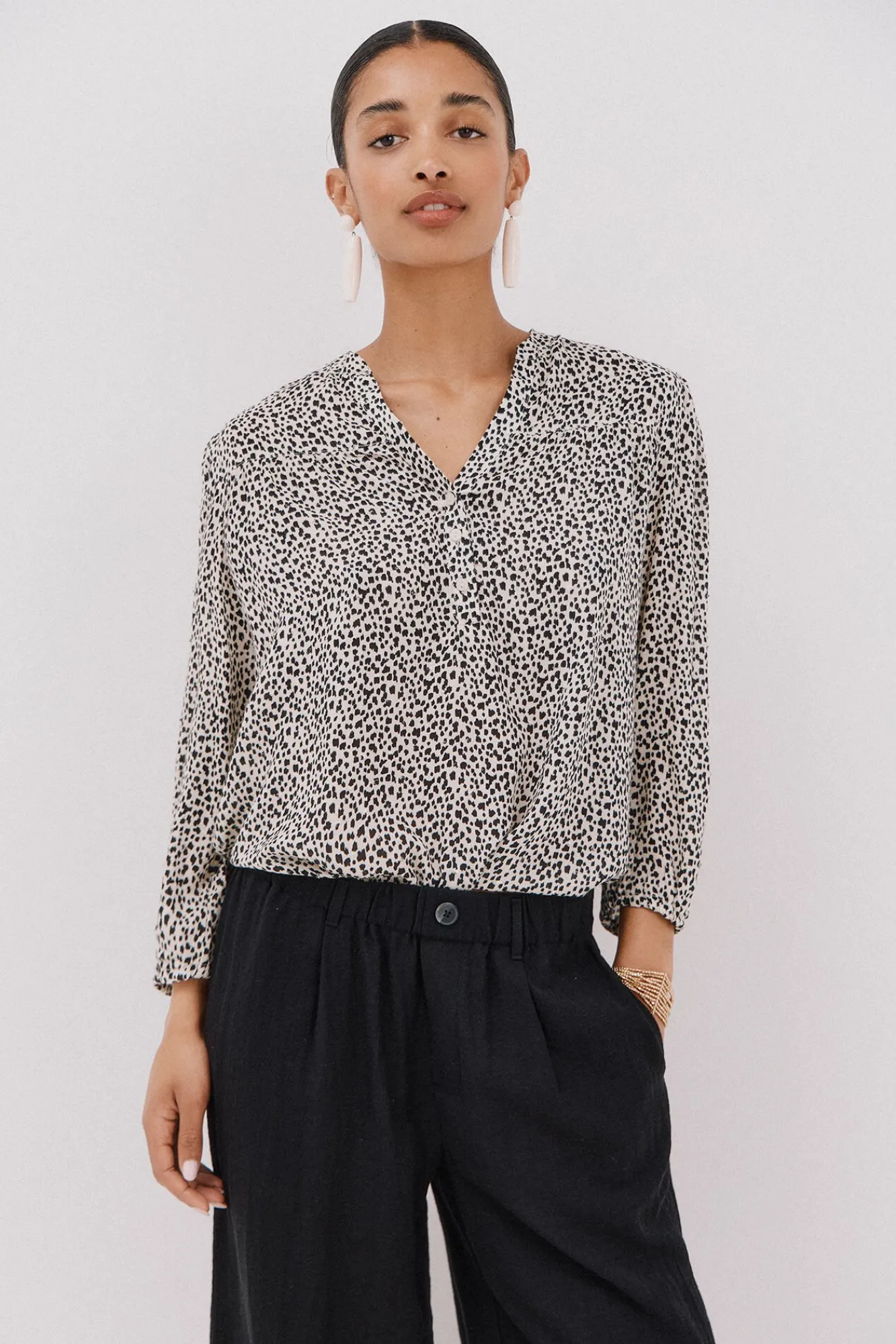 Cortefiel Blusas-Blusa com cintado = entallado frontal Impressão