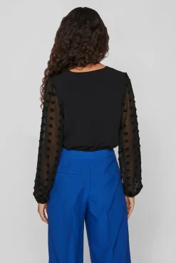 Vila Blusas-Blusa com plumeti nas mangas Preto