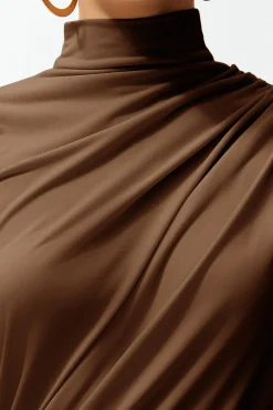 Trendyol Blusas-Blusa de gola alta cru