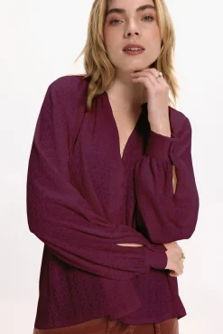 Vila Blusas-Blusa de manga comprida com gola mao Granada