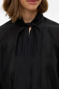 Vero Moda Blusas-Blusa feminina de manga comprida com laço no gola Preto