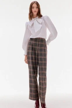 TFP by Tamara Falcó Blusas-Blusa lisa com laço Ecru