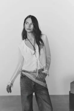 High Spirits Blusas-Blusa Twisty bege