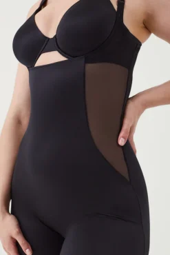Spanx Roupa Interior-Body calça abaixo do peito tule e cetim Shaping cetim preto