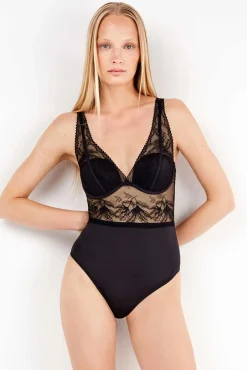 Gisela Roupa Interior-Body com decote em V de espuma preto