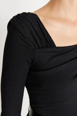 Trendyol Camisolas-Body de malha justa preto