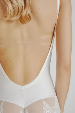 Ivette Bridal Roupa Interior-Body costas descobertas com copa push-up em branco bege