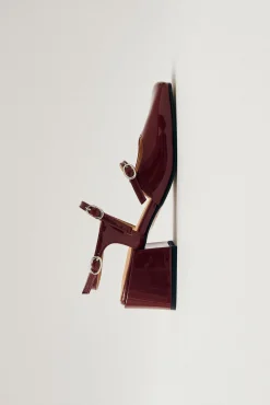 Alohas Saltos|Calçado De Couro-Bombas de pele Withnee Granada