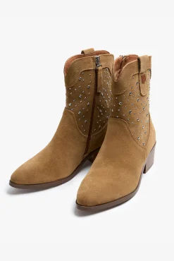 Popa Saltos|Calçado De Couro-Bota Botim com tachas feminina Castanho