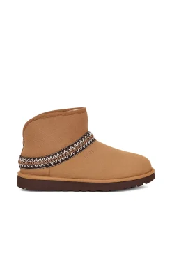 Ugg Botas-Bota feminina clássica Mini Crescent Castanho