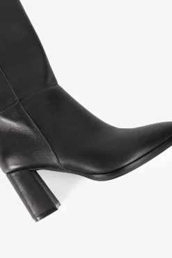 Popa Saltos|Botas-Botas feminina Sinnara Napa Preto