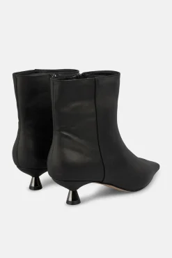 Alma en Pena Calçado De Couro|Botins-Botim de salto metálico Preto