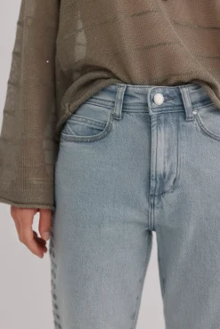 Hoss Intropia Jeans-Brigitte. Jeans bordado Cinzento