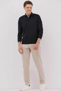 Cortefiel Polos|Camisolas--Regular fit-Piqué fabric-Long sleeve, placket with buttons and embroidered logo on the chest-Shirt cuffs with button-By buying our cotton products, you're supporting our investment in the Better Cotton initiative. This product has bee Preto