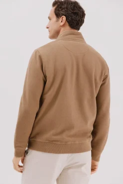 Cortefiel Camisolas--Regular fit-Structured fleece fabric-Front zip fastening and kangaroo pockets-By buying our cotton products, you're supporting our investment in the Better Cotton Initiative. This product is sourced via a system of mass balance and therefo Castanho