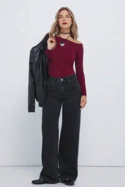 Springfield Jeans-Calça jeans de perna larga com cristais brilhantes preto