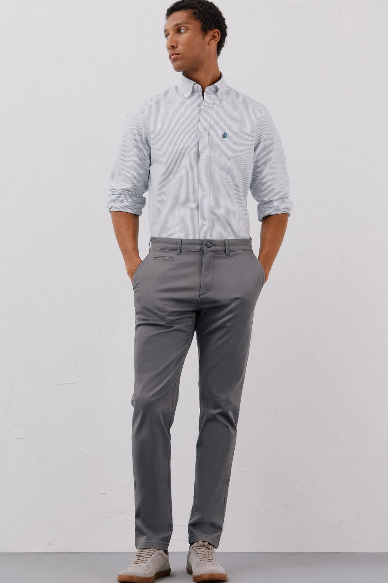 Cortefiel Calças|Chinos-Calças chino leves corte slim Cinzento