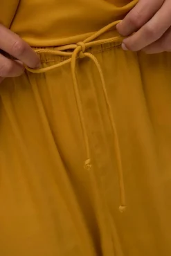 Vero Moda Calças-Calças compridas de cetim Dourado