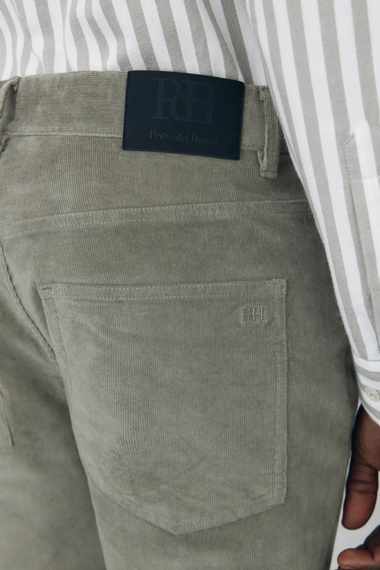 Pedro del Hierro Calças-Calças de veludo slim fit com 5 bolsos Verde