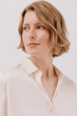 Cortefiel Blusas-Camisa acetinada Ecru