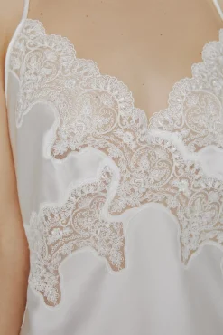 Ivette Bridal Pijamas-Camisa de dormir de cetim com bordados em branco bege