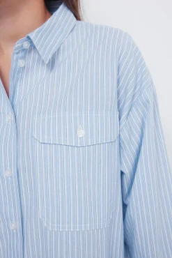 Springfield Blusas-Camisa oversized com bolso de remendo azul