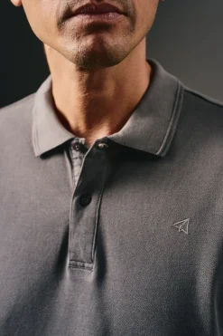 OOTO Polos-Camisa polo piqué lavada com bordado de avião Cinzento