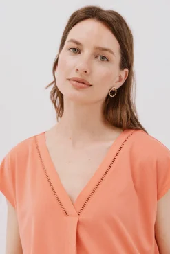 Cortefiel T-Shirts-Camiseta bico com detalhe de renda Vermelho