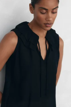 Pedro del Hierro T-Shirts-Camiseta com babados Preto