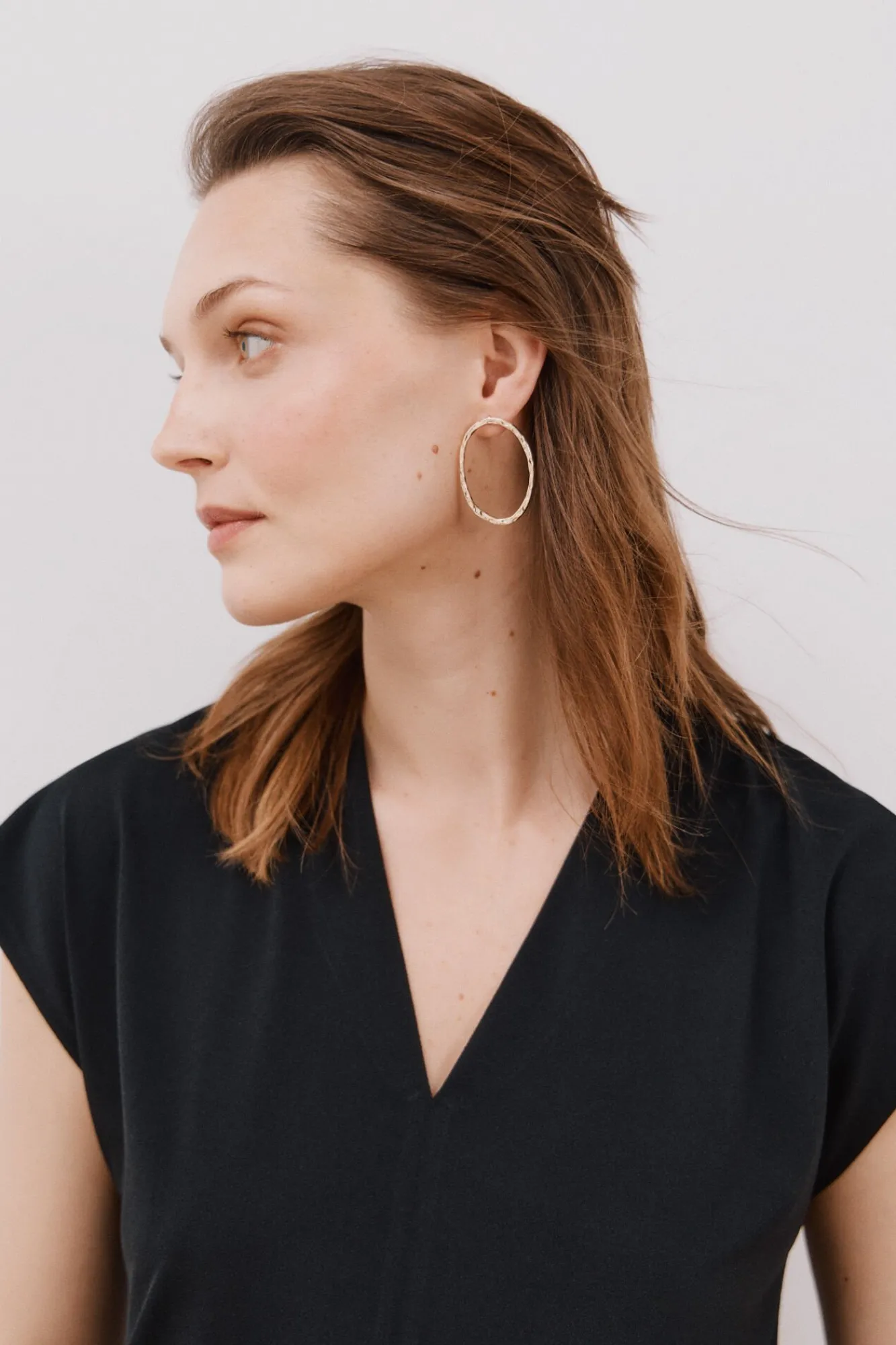 Cortefiel T-Shirts-Camiseta estampada com decote em bico franzido Preto