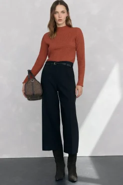 Pedro del Hierro T-Shirts-Camiseta estruturada com gola chaminé Marrom