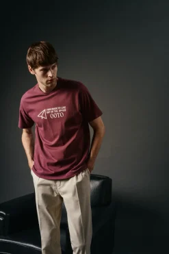 OOTO T-Shirts-Camiseta gráfica lavada Granada