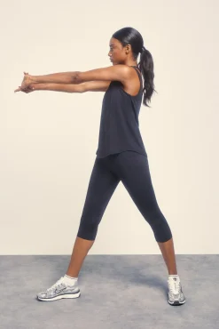 Dash and Stars T-Shirts-Camiseta preta de microfibra halter única preto