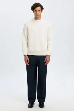 Selected Camisolas-Camisola de gola alta 100% algodão orgânico. Branco