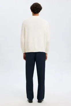 Selected Camisolas-Camisola de gola alta 100% algodão orgânico. Branco