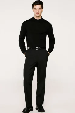 Selected Camisolas-Camisola de gola falsa 100% lã merino. Preto