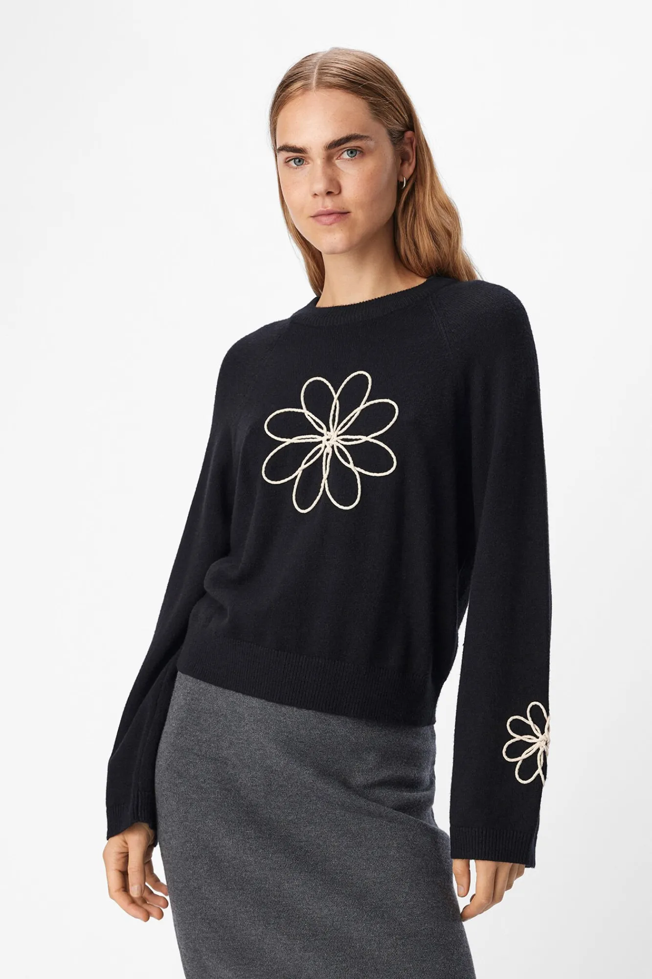 Object Camisolas-Camisola de malha bordado com flores Preto