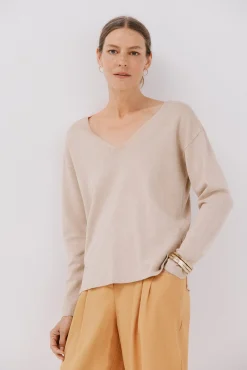 Cortefiel Camisolas-Camisola de malha decote bico Tostado