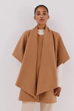 Cortefiel Casacos-Capa de camelo com cachecol Tostado